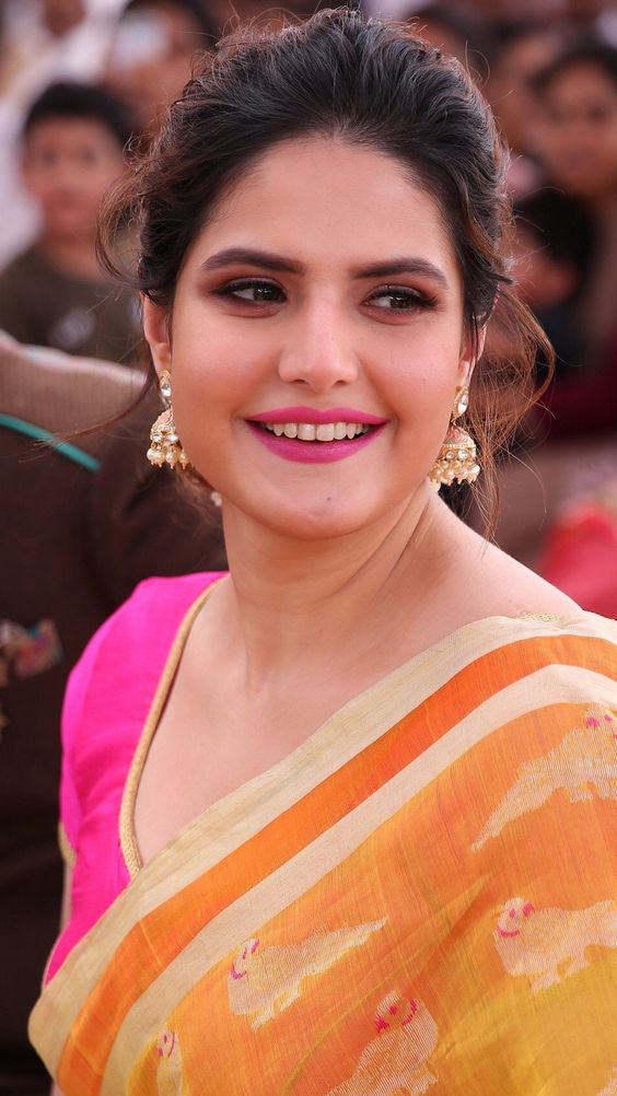 gadrayi manju ki chudai gadrayi manju ki chudai