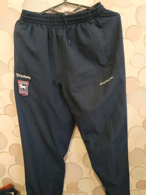 ipswich-tracksuit2