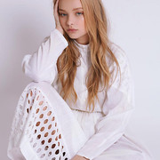 Amiah-Miller-9