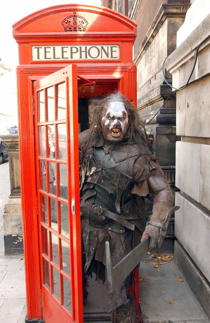 https://i.ibb.co/0Ghfsky/Telephone-public.jpg