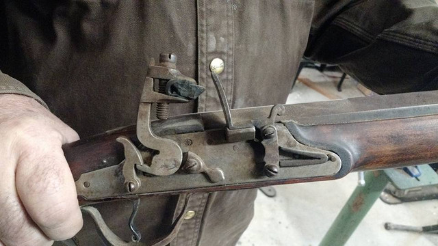 1650 dog lock