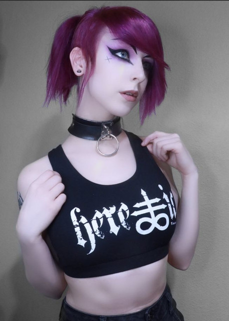 F8.jpg