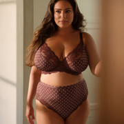 Kelly Upscale (135)