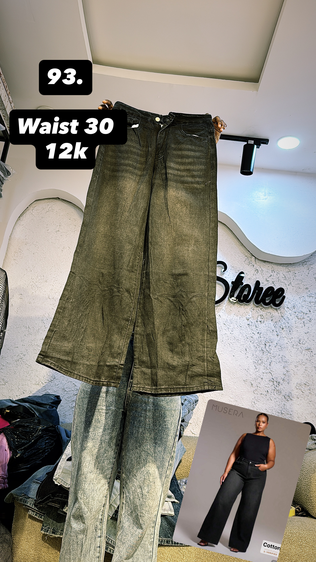 Waist 30