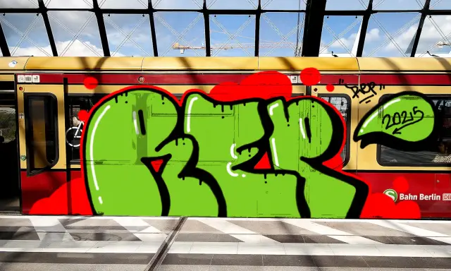Graffiti artwork by BASS