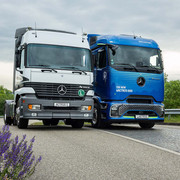 Actros-30jaar-01.jpg