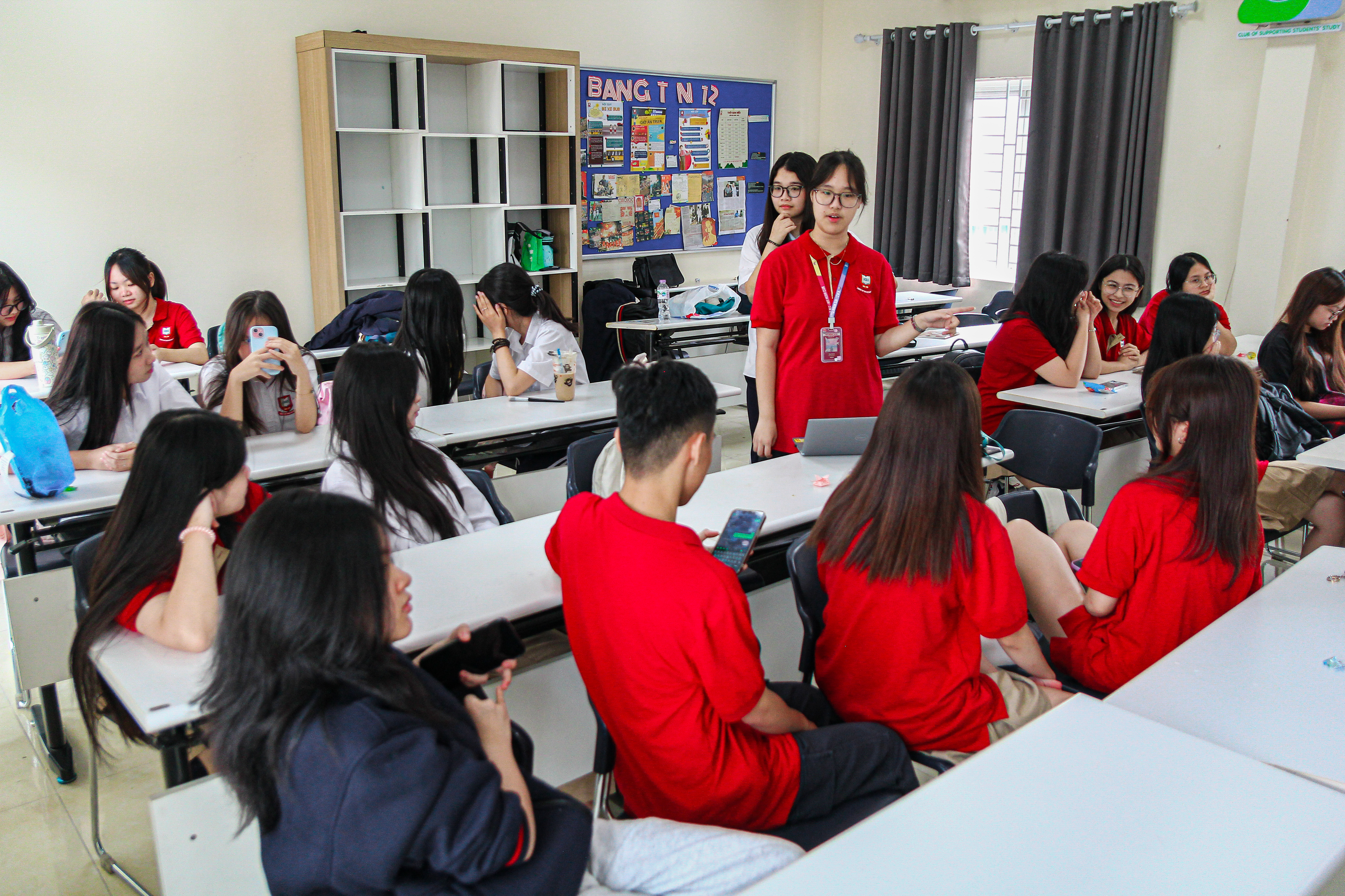 Sinh hoạt câu lạc bộ HES 15