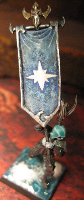 Frost-DS-Standard-Bearer-B.png