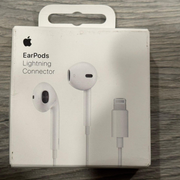apple earpods llightning connector