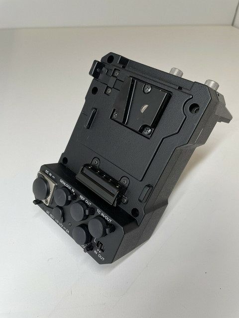 SONYFS7-02