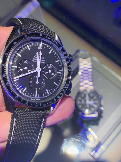 Une belle expo spatiale mais une étrangeté horlogère IMG-5944