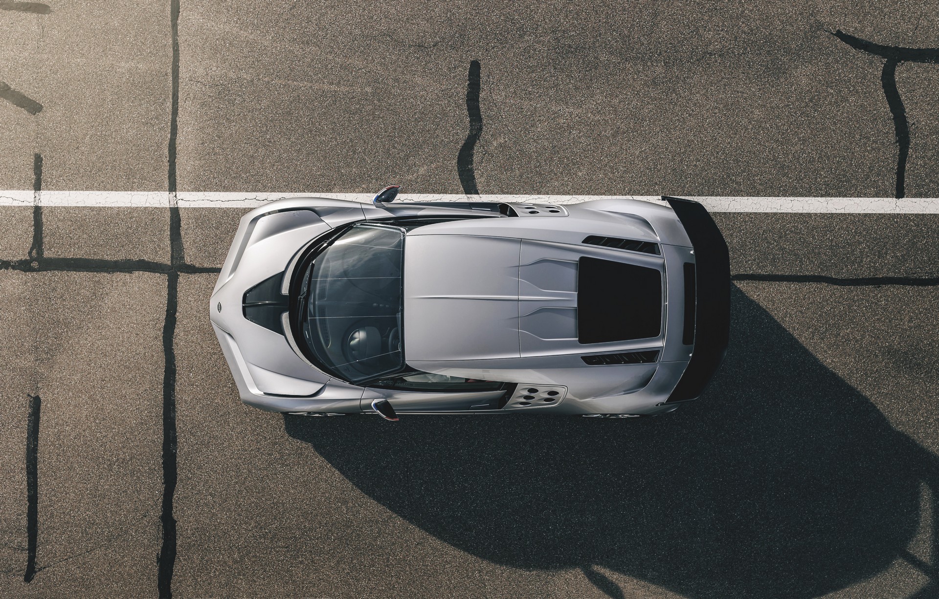 Bugatti-Centodieci-4