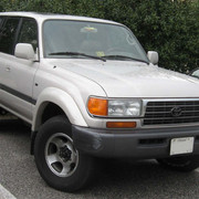 Toyota-Land-Cruiser