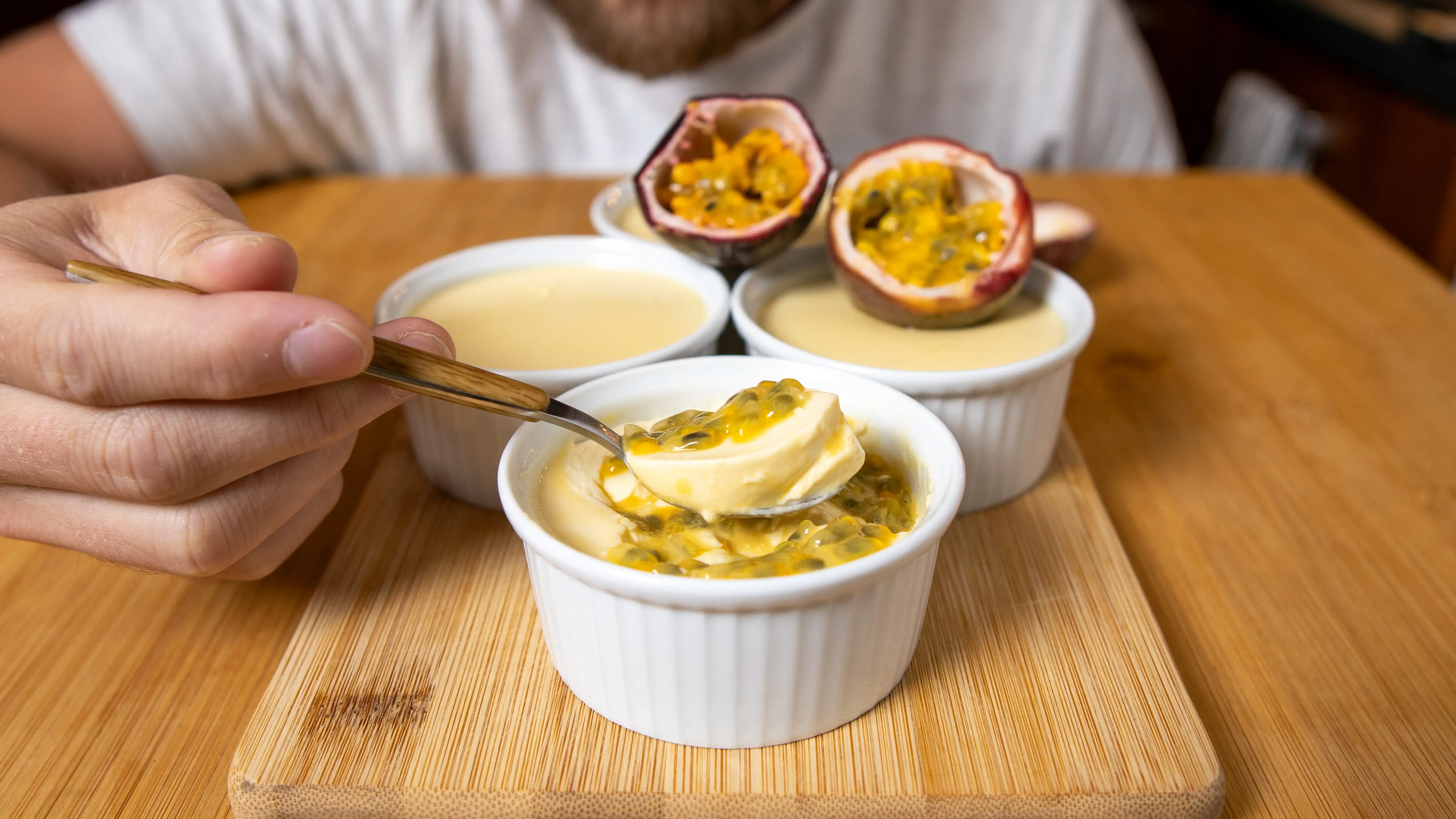 panna-cotta-med-pasjonsfrukt