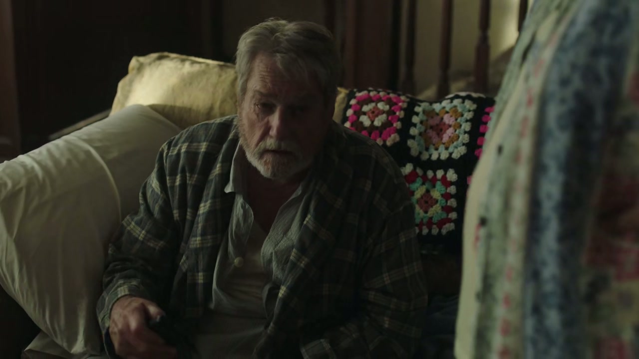 SMILF Screenshot