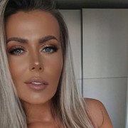 Klaudia-Rojek-Wallpapers-Insta-Fit-Bio