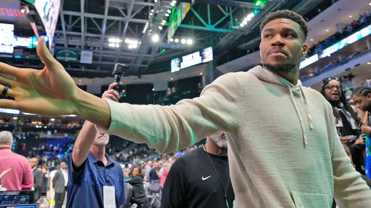 Giannis Antetokounmpo's Future Hangs in the Balance