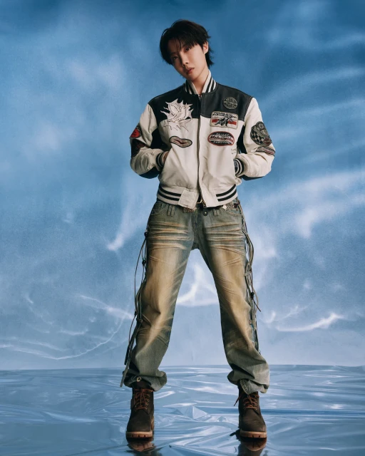 4 JHOPE.webp