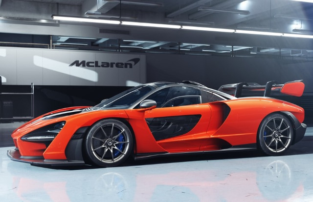 Суперкар McLaren Senna — это самое «экстремальное» купе в модельном ряду марки. Машина названа в честь известного бразильского автогонщика Айртона Сенны, трёхкратного чемпиона «Формулы-1» (все три титула он завоевал за рулём «Маклеренов»).Купе создано на базе модели McLaren 720S, но исходная конструкция основательно переработана. Автомобиль имеет усиленный углепластиковый монокок, кузовные панели из углепластика и развитую аэродинамику (большое антикрыло, диффузор, многочисленные воздухозаборники).

McLaren Senna оснащён бензиновым турбомотором V8 4.0, форсированным до 800 л. с., семиступенчатой роботизированной преселективной коробкой передач. Привод — на задние колёса, тормоза — углерод-керамические.По утверждению производителя, на разгон с места до сотни автомобилю потребуется всего 2,2 секунды. А максимальная скорость машины составляет 340 км/ч.

Автомобиль будет выпущен ограниченным тиражом 500 экземпляров. Цена — от 750 000 фунтов стерлингов...