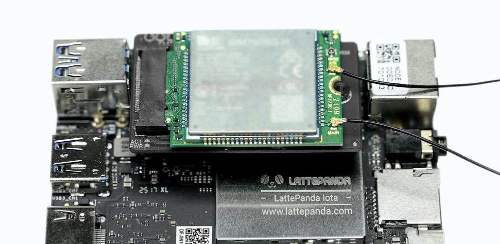 DFR1249 004