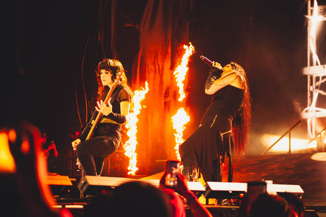Stage Riot Media 011
