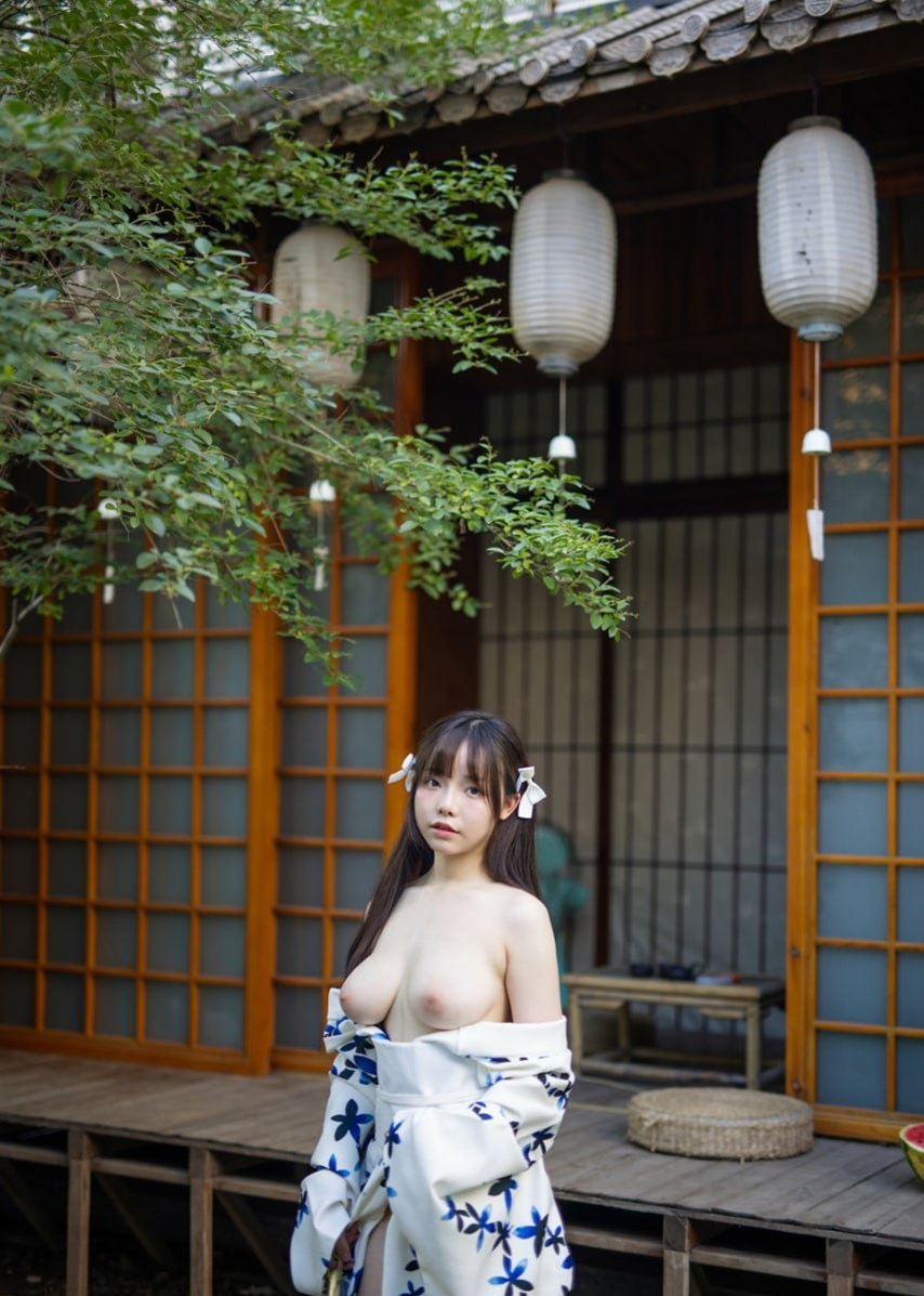 六味帝皇酱 夏日和服 033
