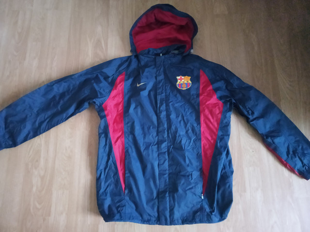 barca-00-s-jacket-damage-inside-material.jpg