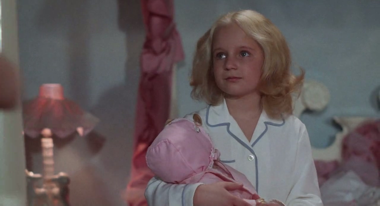 Mommie Dearest Screenshot