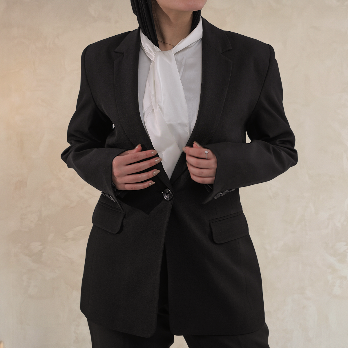 Presence Classic Suit