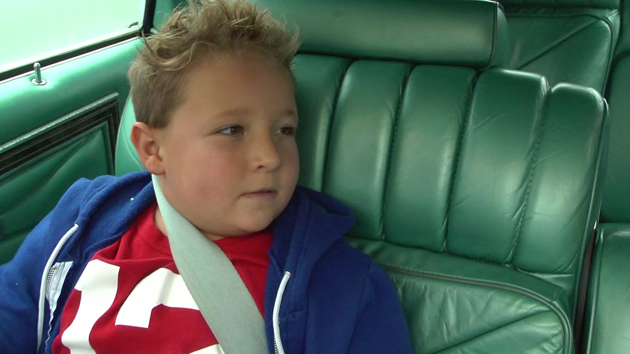 Jackass Presents: Bad Grandpa Screenshot
