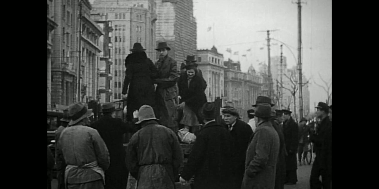 Einstein and the Bomb Screenshot