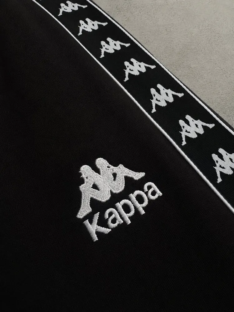 Костюм Kappa білий з чорним лампасом