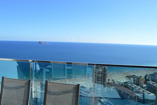Terraza con vistas al mar Mediterráneo Benidorm