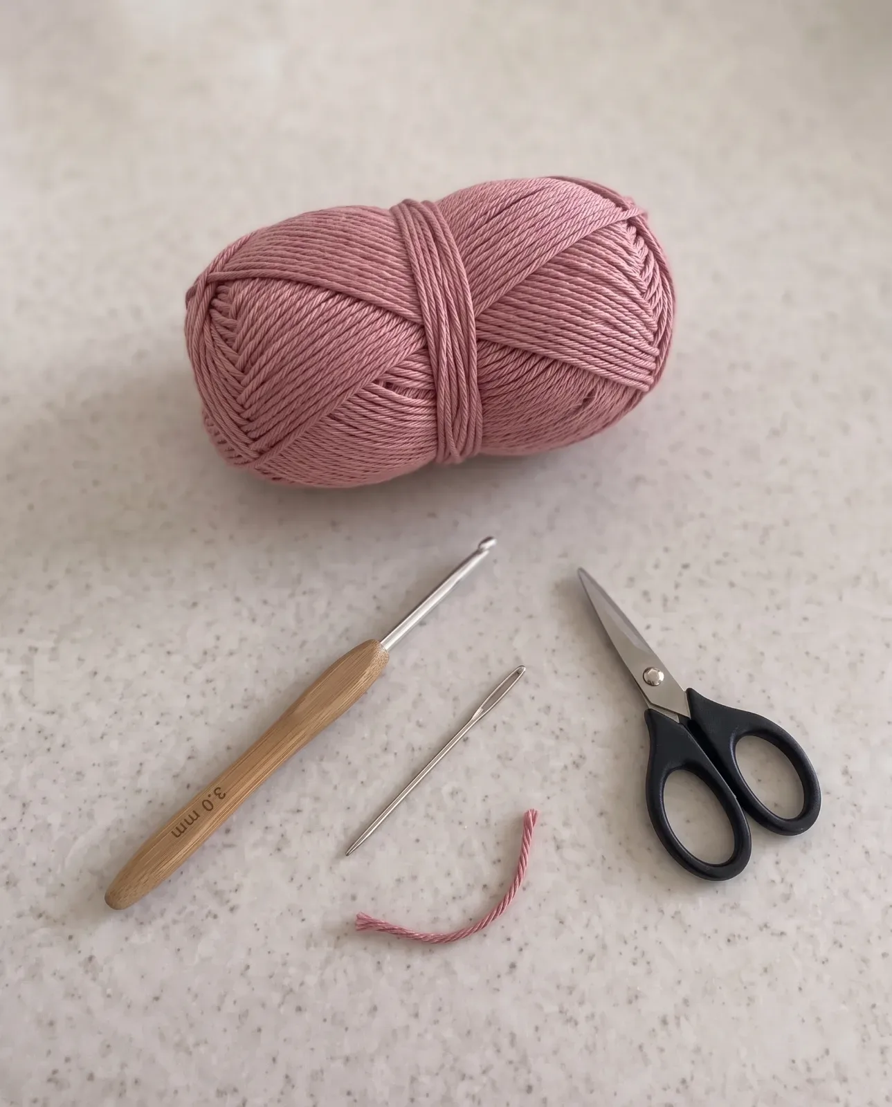 Crochet Bow Bookmark crochet materials and tools