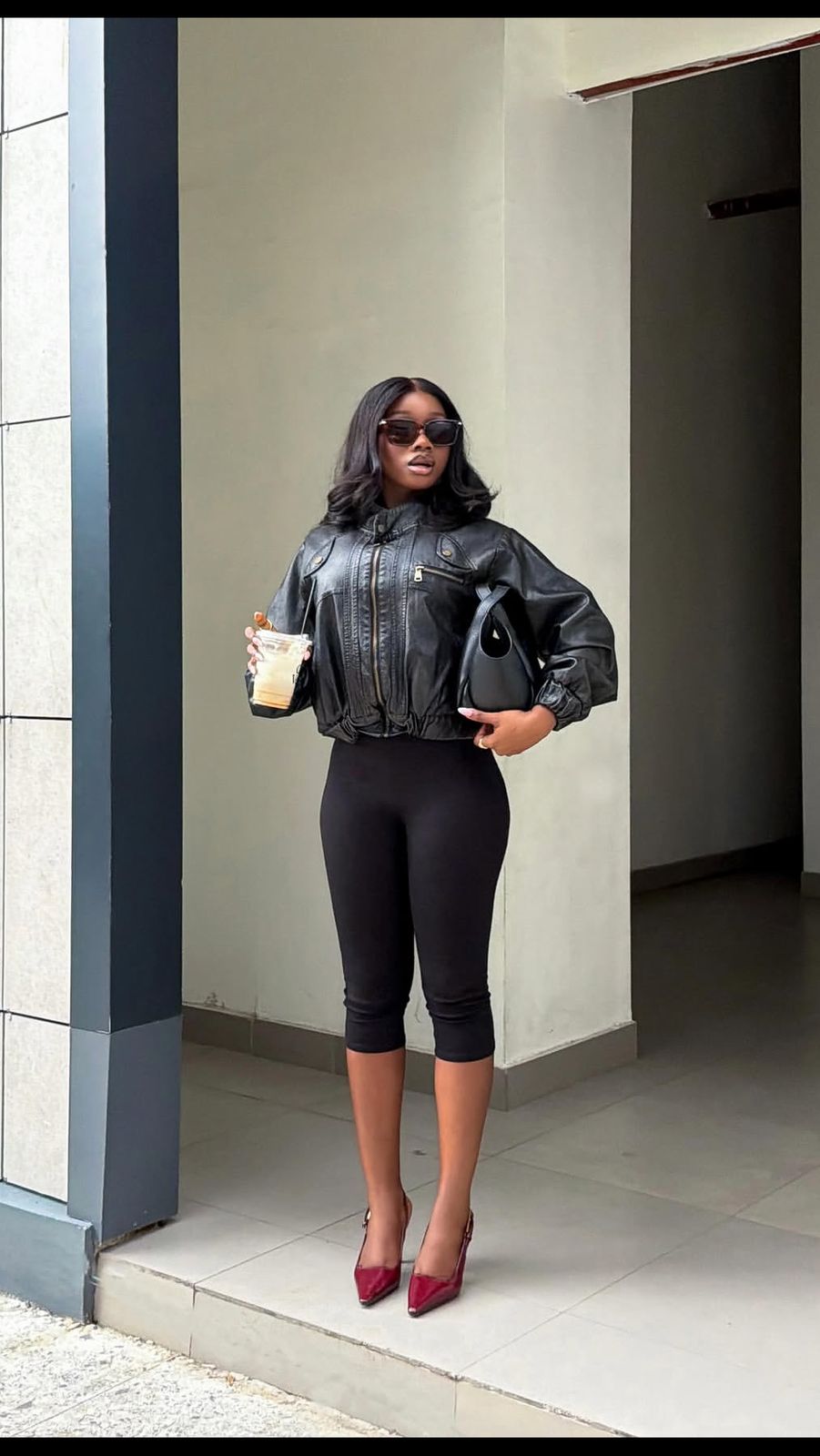 Black Capri pant