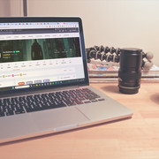 mock-Drop-Mac-Book-Pro-3
