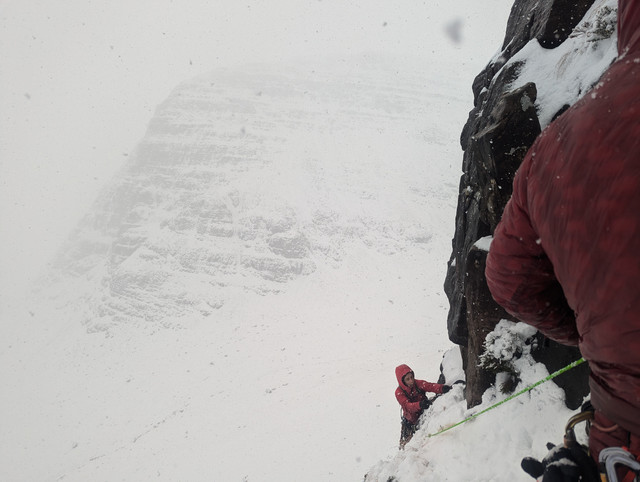 PXL-20241122-140449725