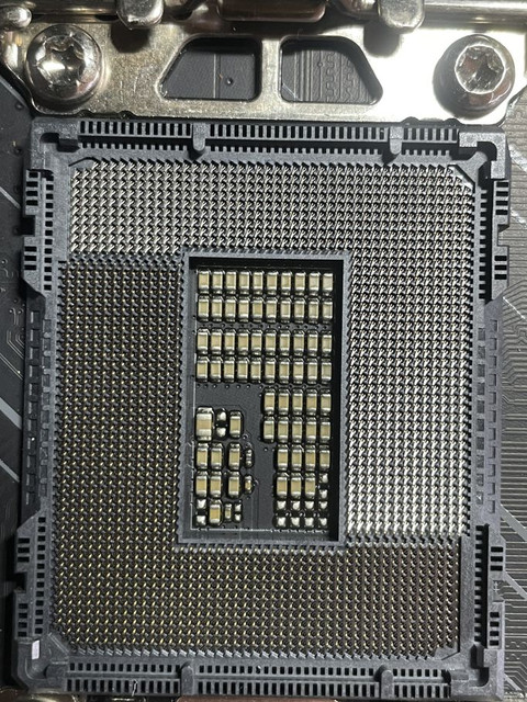 socket1.jpg