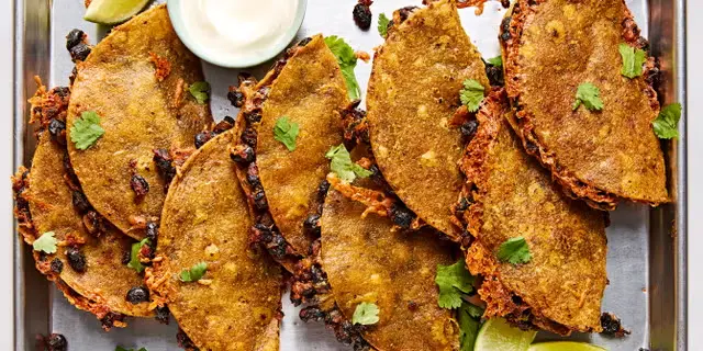 20 Tasty Meals from a Can of Black Beans