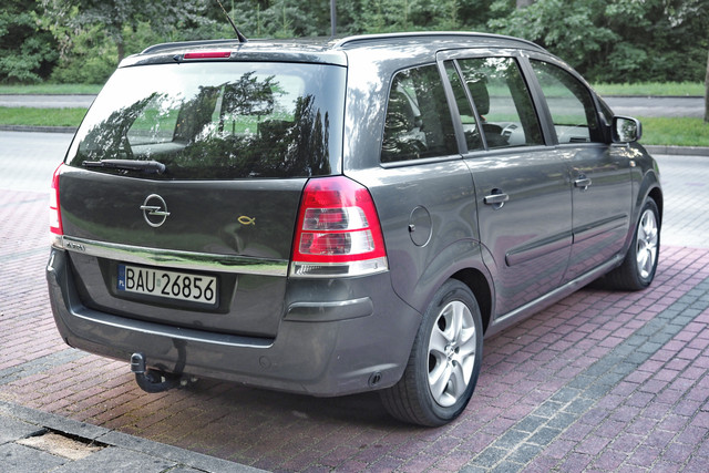 Zafira-05