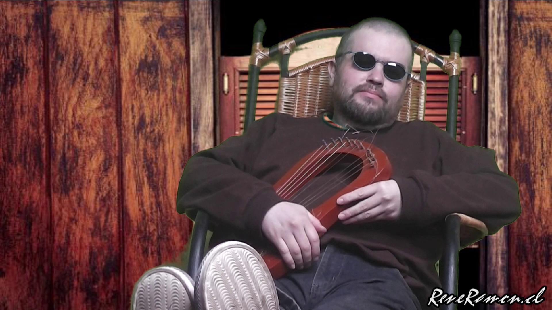 RENE-RAMON-DESCANSANDO.jpg
