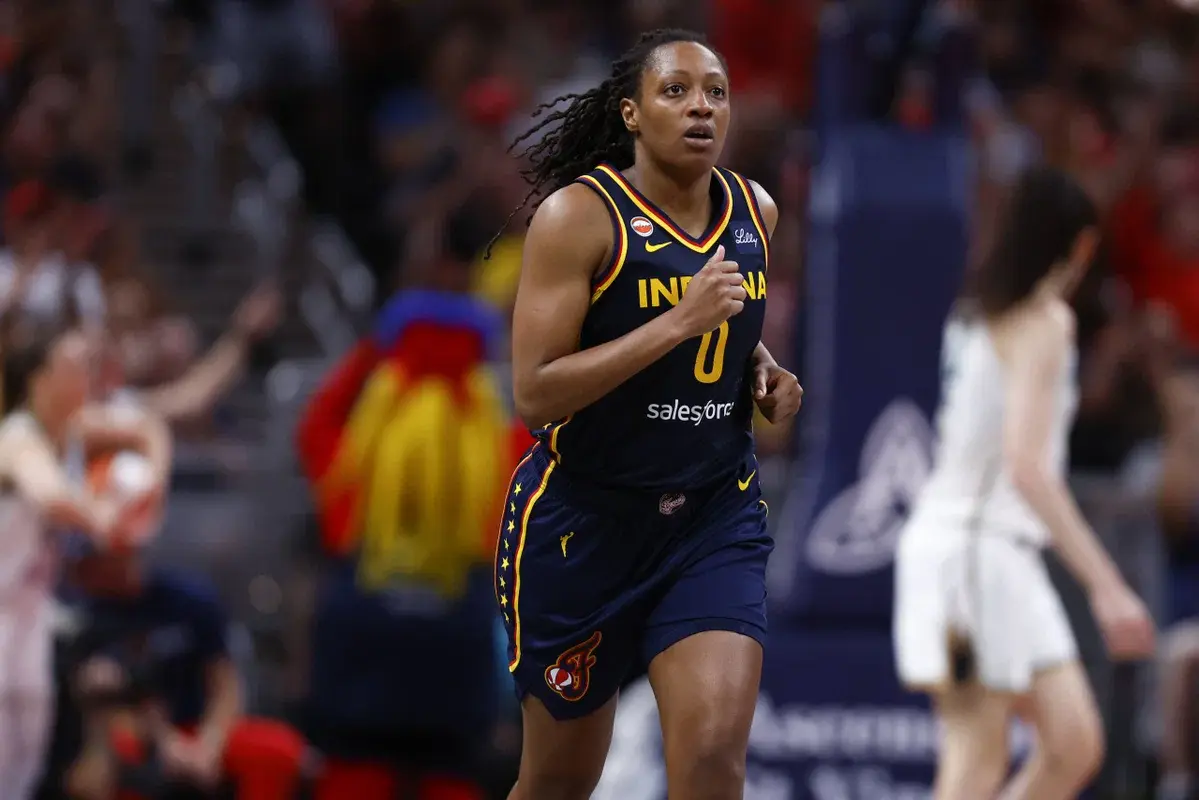 Kelsey Mitchell Sparks Controversy in Indiana Fever vs. Toronto Tempo Match