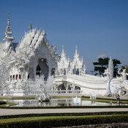 White-Temple-Wat-Rong-Khun
