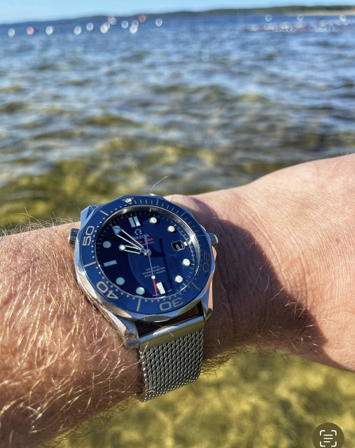 Feu de Seamaster 300 - tome 14 - Page 2 IMG-5186