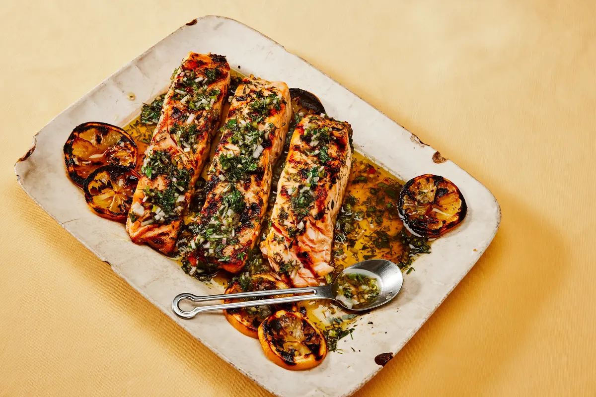 Grilled Salmon With Dill Chimichurri
