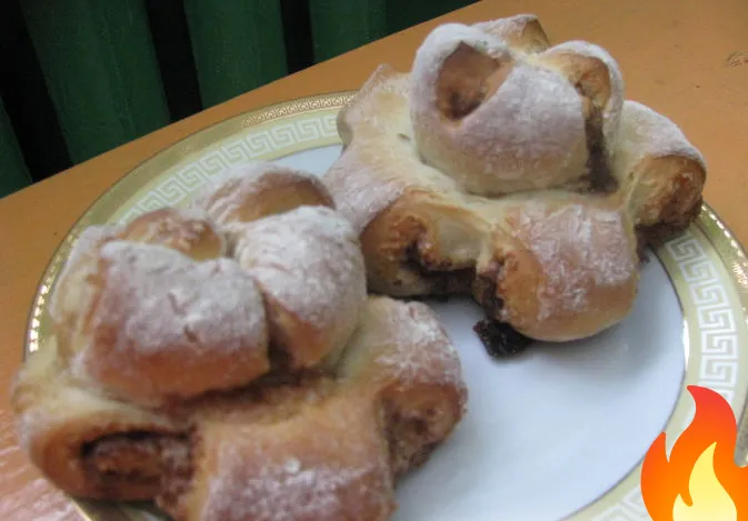 Постер Плюшки с корицей "Хризантема"