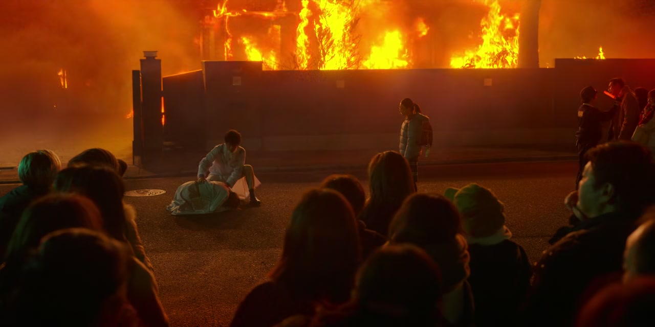 Burn the House Down Screenshot