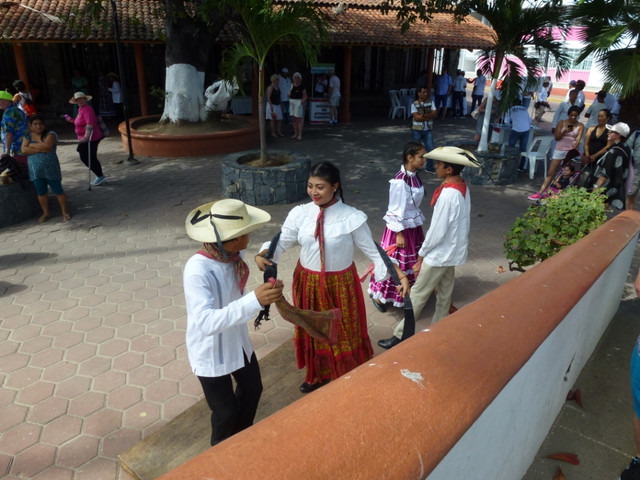 P1100471