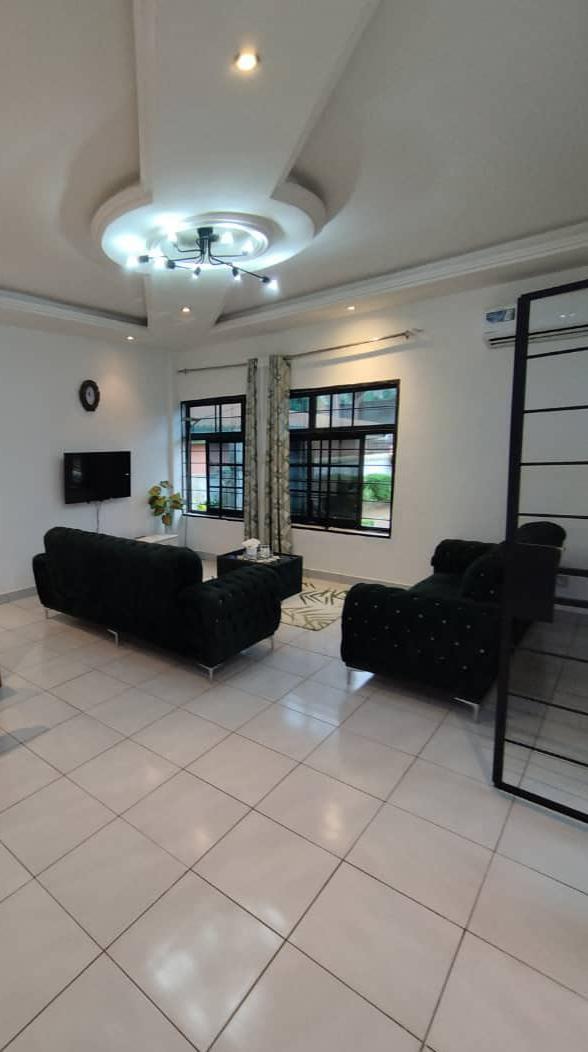 Appartement meublé à louer à Mimboman 1, Yaoundé - 35000 FCFA/nuit