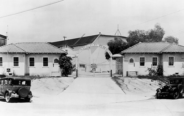 warner1925.jpg